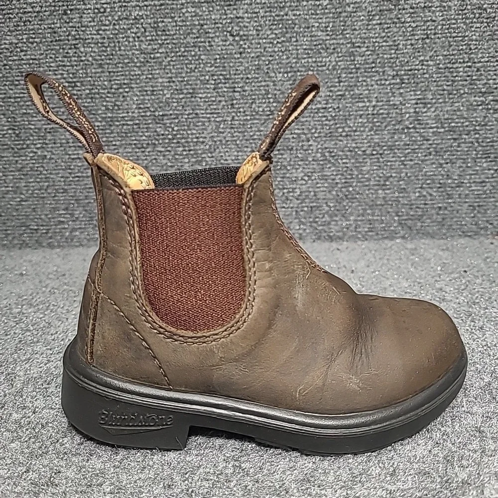 Blundstone Kids Brown Chelsea Boots with Dark Brown Elastic